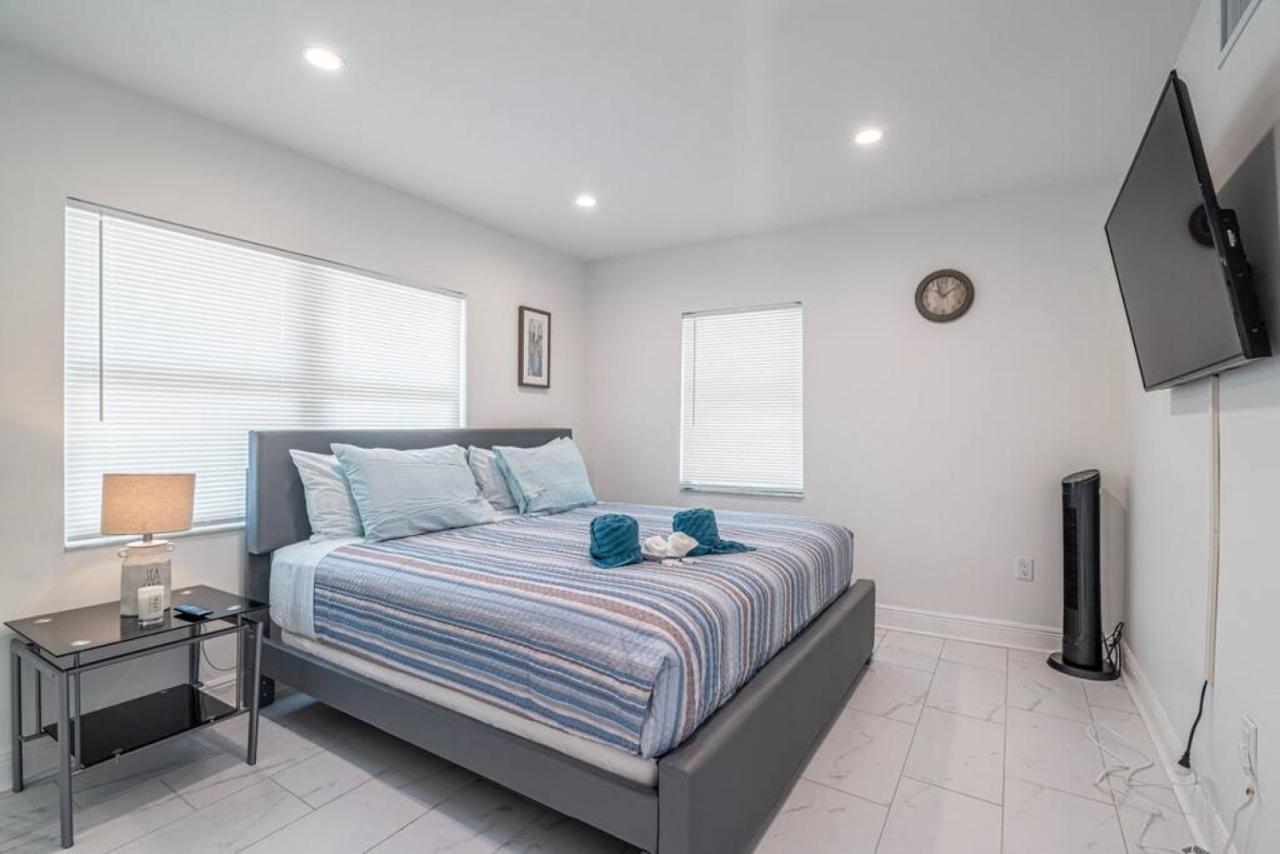 The Purple Pelican Beachfront With Ocean Balcony Unit 2 Fort Lauderdale Ngoại thất bức ảnh